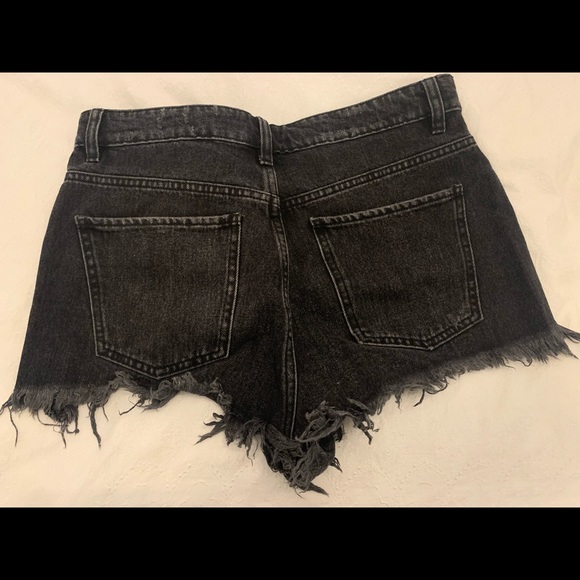 Zara jean shorts - Picture 3 of 4